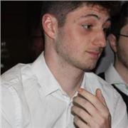 Studente universitario disponibile a dare ripetizione ai ragazzi delle medie e del biennio